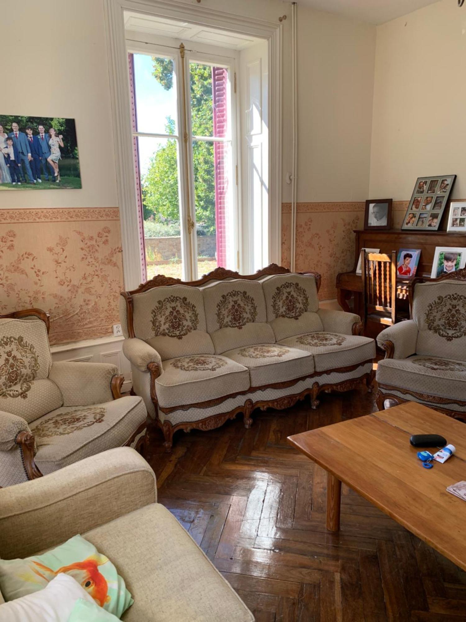 Le Chateau Giat Екстериор снимка